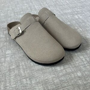 Men's Beige Slip-On Clogs